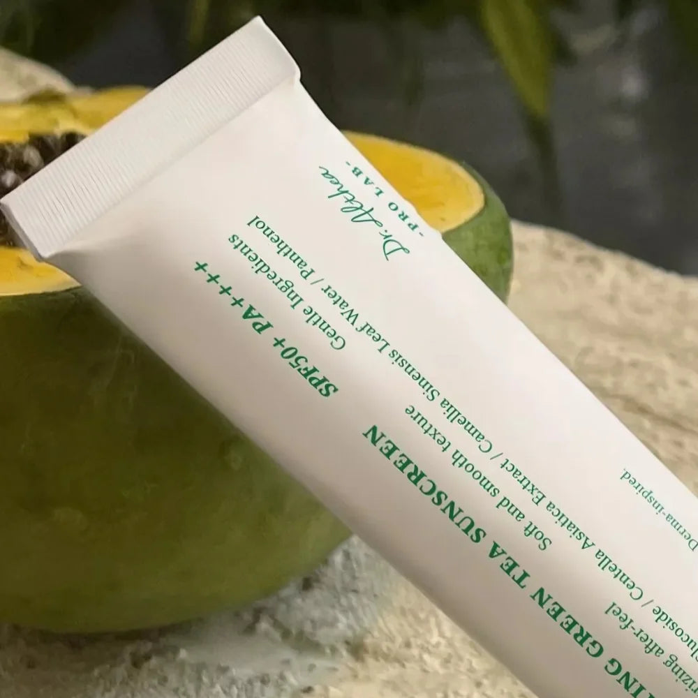 Purifying Green Tea Sunscreen SPF50+ PA++++