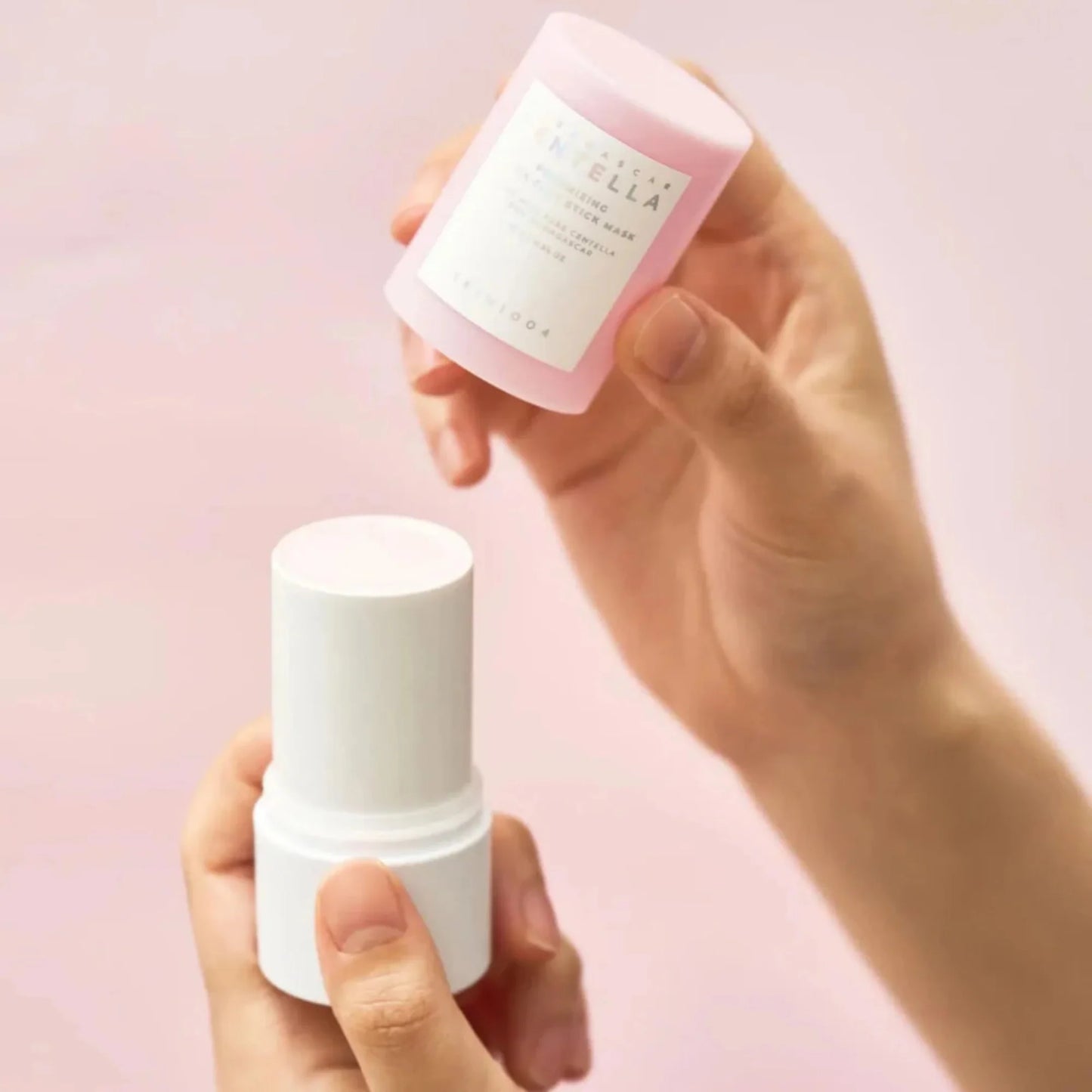 Centella Poremizing Quick Clay Stick Mask